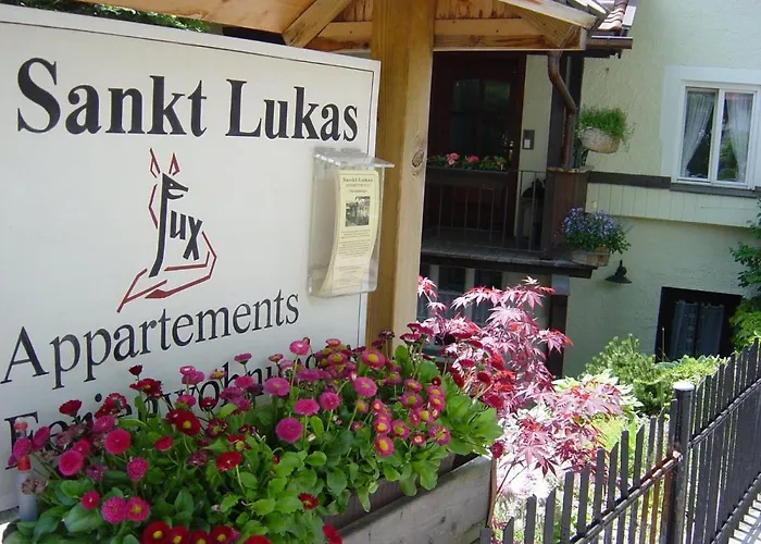 St Lukas Apartments